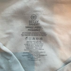 Never used. BELLY BANDIT®
Thighs Disguise Maternity Support Shorts
Runs Small